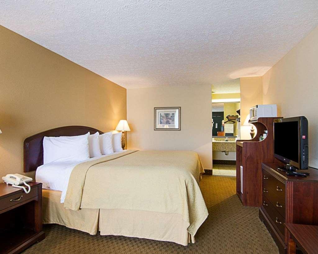 Quality Inn Lewisburg Room photo