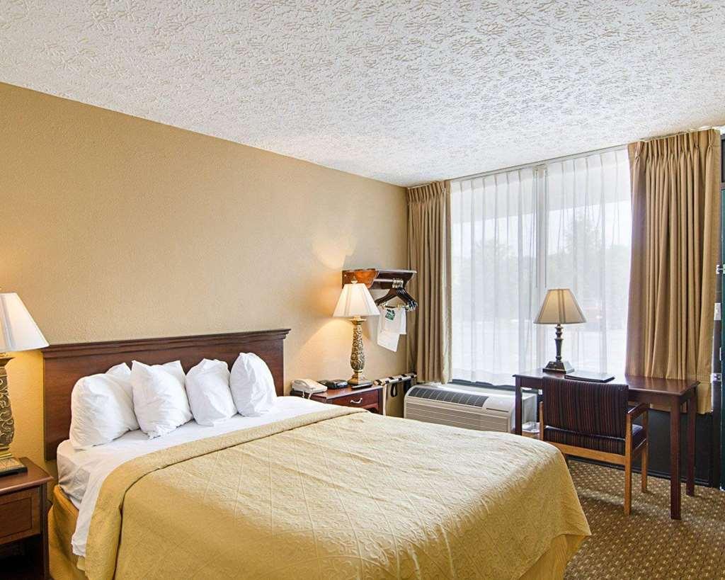 Quality Inn Lewisburg Room photo