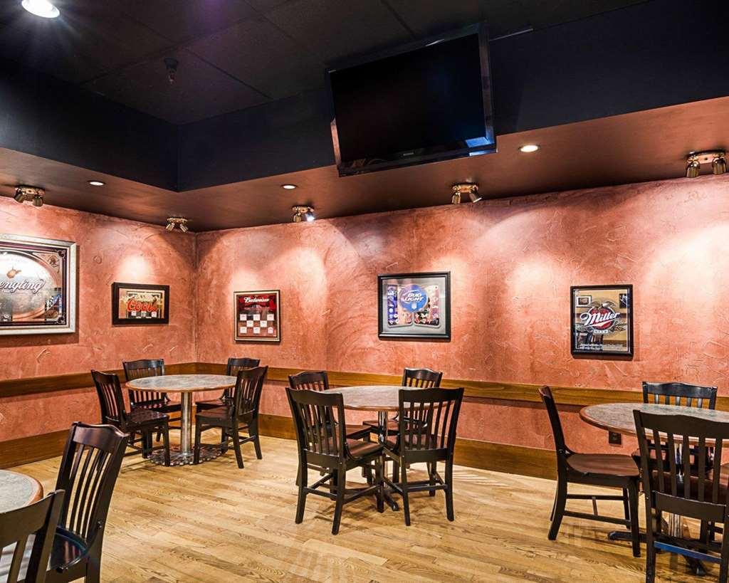 Quality Inn Lewisburg Restaurant photo