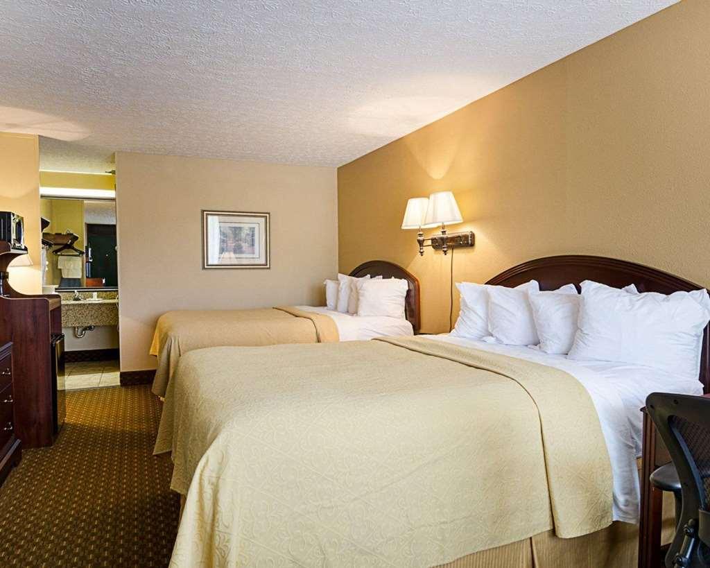 Quality Inn Lewisburg Room photo